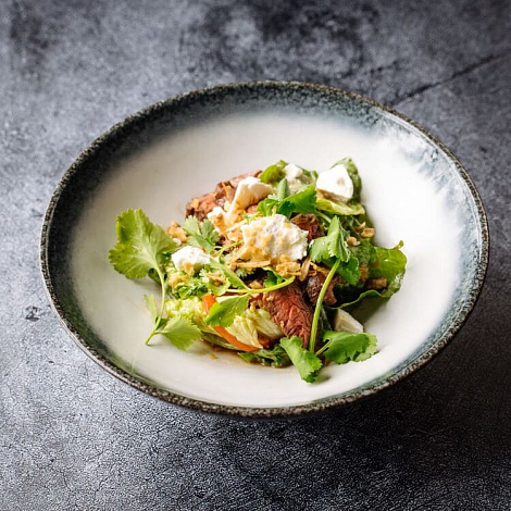 Стейк-салат с Мачете и брынзой