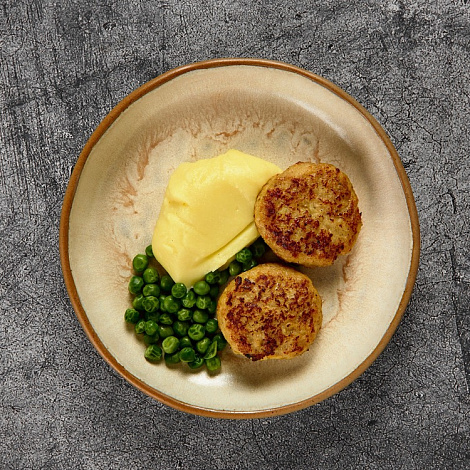 Котлета из цыпленка с картофельным пюре